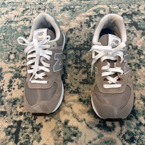 New Balance Grey 574 sneakers